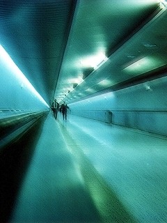 Supreme Particles «Airport-Tunnel»